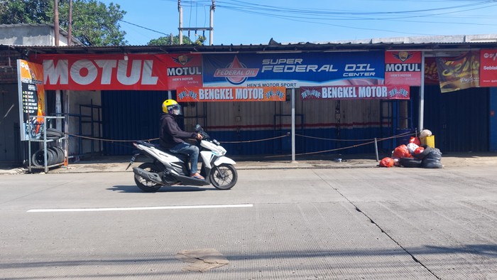 Bengkel di Sentul Bogor Tutup Usai Viral Getok Harga ke Wisatawan (M Sholihin/detikcom)