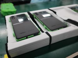Spesial! Mengintip Perakitan Oppo Find N2 Flip di Pabrik Indonesia