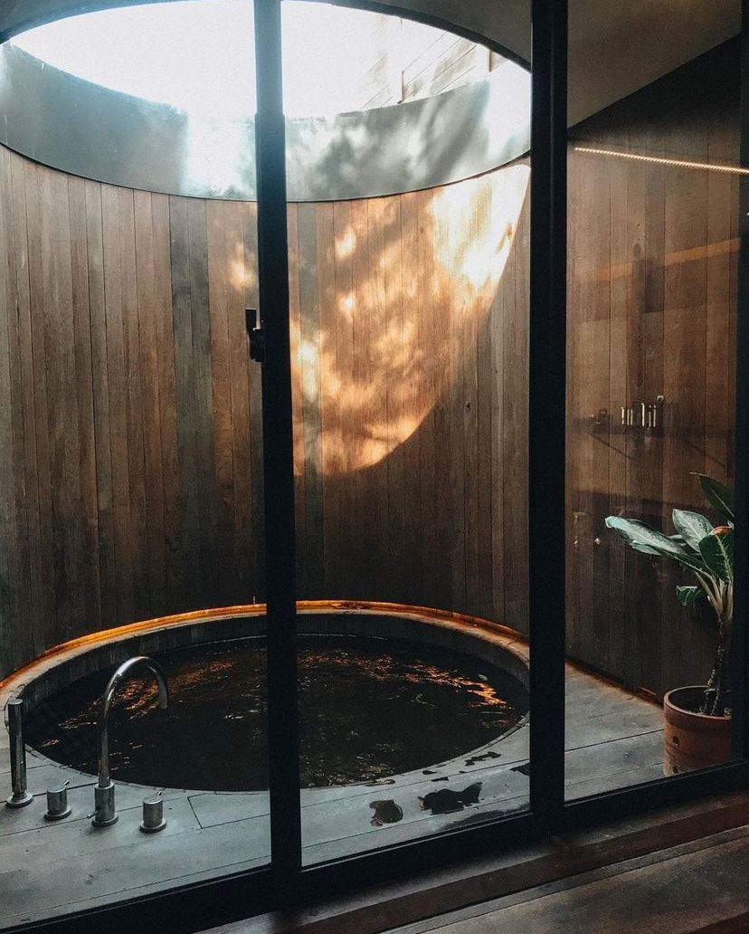 Hotel dengan private pool di Bandung.