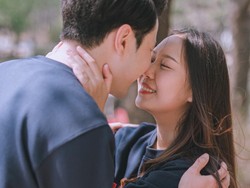 7 Gaya Kembar & Mesra Jess No Limit-Sisca Kohl Umumkan Kehamilan di Korea