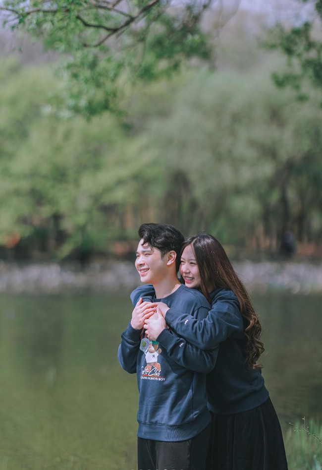 Unggahan Jess No Limit terkait dengan kabar kehamilan Sisca Kohl itu langsung ramai dibanjiri beragam ucapan selamat dari para netizen. Yeayyy congrats, komentar salah seorang netizen. Family no limit. congrats Bang Jess dan Kak Sis, tambah netizen lain. Foto: Instagram/@jessnolimit