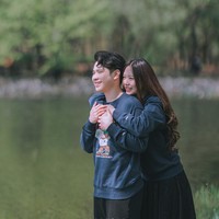 Unggahan Jess No Limit terkait dengan kabar kehamilan Sisca Kohl itu langsung ramai dibanjiri beragam ucapan selamat dari para netizen. Yeayyy congrats, komentar salah seorang netizen. Family no limit. congrats Bang Jess dan Kak Sis, tambah netizen lain. Foto: Instagram/@jessnolimit