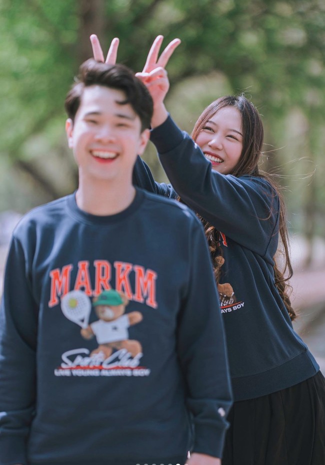 Pasangan Jess No Limit dan Sisca Kohl memang kerap mencuri atensi. Keduanya diketahui menikah pada 10 Oktober 2022. Pernikahan Jess dan Sisca pun berlangsung secara tertutup. Foto: Instagram/@jessnolimit