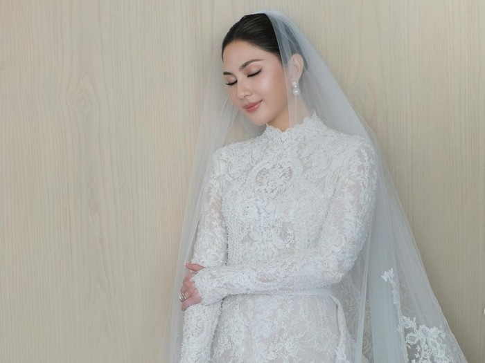 Jessica Mila Menikah Penampilan cantik Jessica Mila saat menikah dengan Yakup Hasibuan.