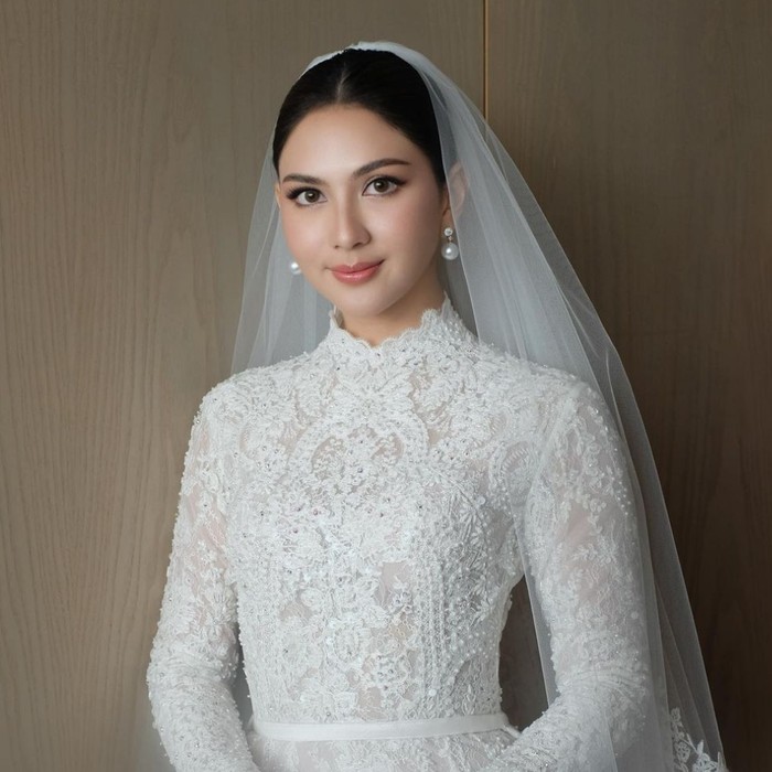 Jessica Mila Menikah Penampilan cantik Jessica Mila saat menikah dengan Yakup Hasibuan.