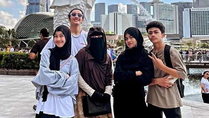 Keluarga Umi Pipik