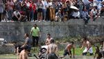 Bukan Cuma di Indonesia, Lomba Tangkap Bebek Juga Ada di China Lho