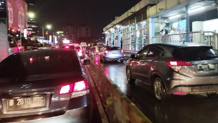 Macet di Jalan S Parman (Brigitta-detikcom)