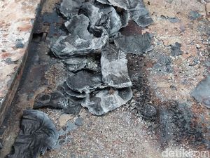 Sedih, Penampakan Uang Pedagang Malang Plaza yang Hangus Terbakar