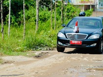 Ambulans Bawa Orang Sakit Disetop saat Rombongan Jokowi Lewat, Gimana Aturannya?