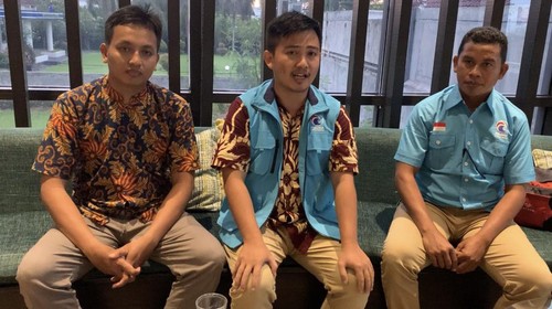 Kader Partai Gelora NTB menantang Gubernur NTB Zulkieflimansyah untuk debat terbuka mengenai industrialiasi.