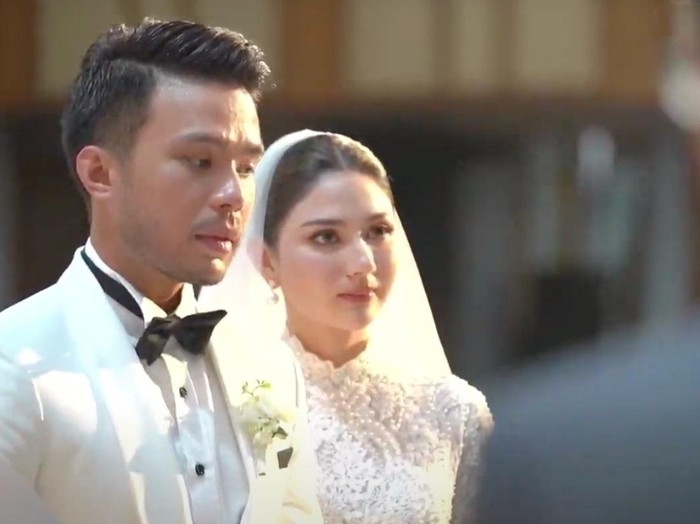 Pemberkatan Jessica Mila dan Yakup Hasibuan