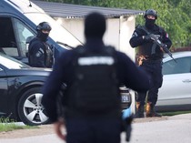 Video: Penembakan Terjadi di Gedung Parlemen Serbia, Picu Kebakaran