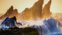 Karang menjulang di Sawarna