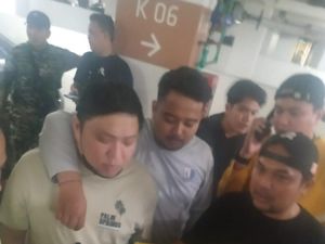 Detik-detik Penangkapan Koboi Jalanan Di Tol Tomang