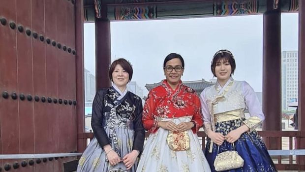 Potret Sri Mulyani Pakai Hanbok di Korsel, Disebut Mirip Baju Bodo Makassar