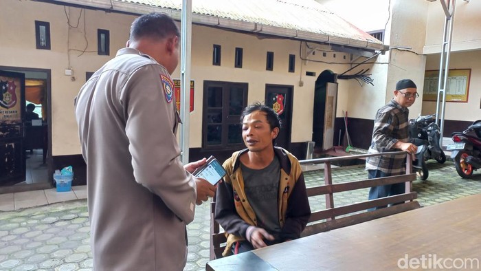 Pria di Jambi babak belur dihajar warga gegara diduga penculik anak