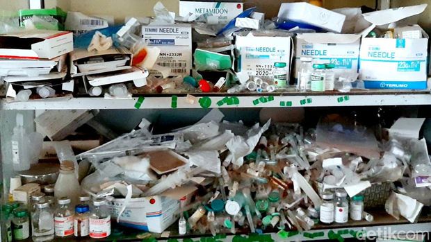 Rumah Dokter Wayan di Karawang