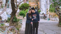 Pasangan Sisca Kohl dan Jess No Limit dikenal sebagai konten kreator yang kerap menampilkan konten Sultan. Mulai dari makan enak hingga jalan-jalan ke luar negeri dengan mewah. Foto: Instagram/siscakohl