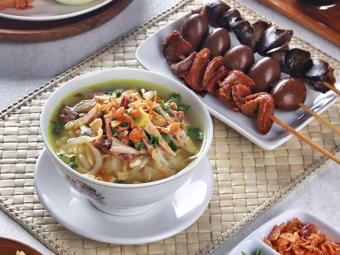 Soto ayam di Bandung