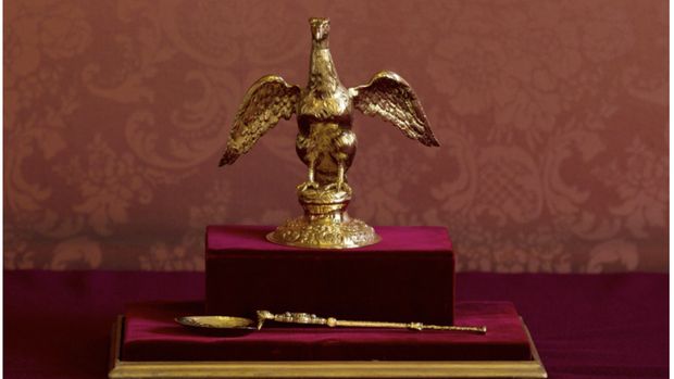 Tanda dan atribut yang akan dikenakan Raja Charles III