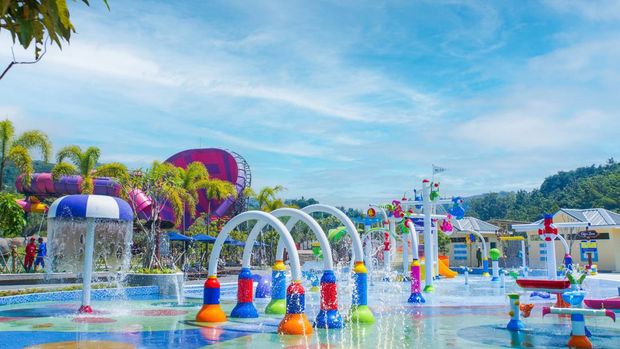 Wahana Wahoo Waterworld, objek wisata baru di Bandung Barat.