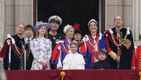 LONDON, ENGLAND - MAY 06: Britains Prince William, Prince of Wales, Princess Charlotte, Prince Louis and Britains Catherine, Princess of Wales attend the Coronation of King Charles III and Queen Camilla at Westminster Abbey on May 6, 2023 in London, England. The Coronation of Charles III and his wife, Camilla, as King and Queen of the United Kingdom of Great Britain and Northern Ireland, and the other Commonwealth realms takes place at Westminster Abbey today. Charles acceded to the throne on 8 September 2022, upon the death of his mother, Elizabeth II. (Photo by Yui Mok  - WPA Pool/Getty Images)