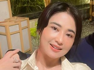 Ditemani Kekasih, Dewi Perssik Ucapkan Doa Untuk Angga Wijaya yang Baru Menikah