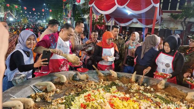 Festival Rujak Uleg Surabaya