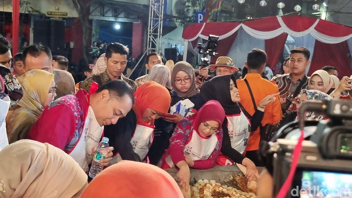 Festival Rujak Uleg Surabaya