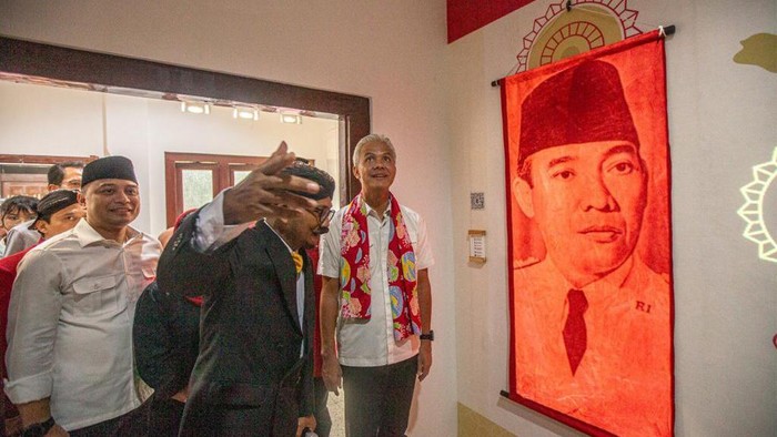 Ganjar mengunjungi rumah kelahiran Bung Karno di Surabaya