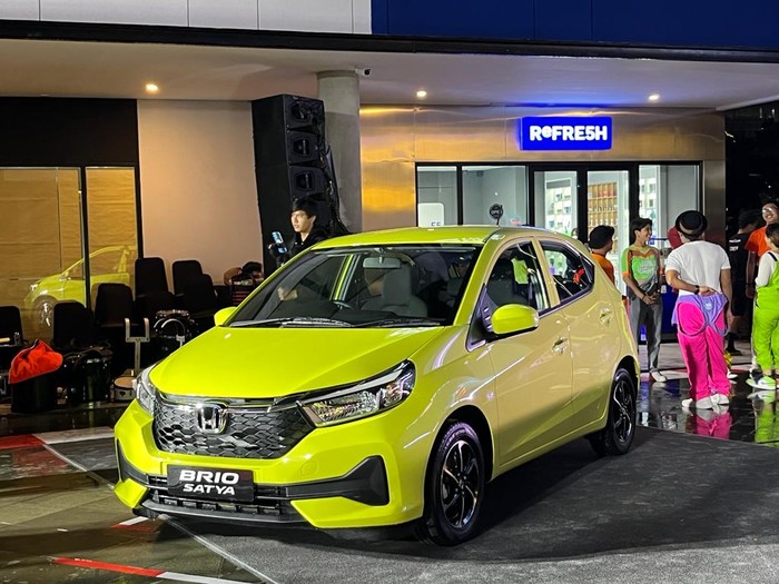 Honda Brio Satya E CVT, LCGC Termahal tapi Paling Banyak Diburu