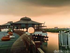 Bosan ke Mal Terus? Cobain 17 Spot Jalan-jalan Seru di Jakarta Ini Buat Weekend!