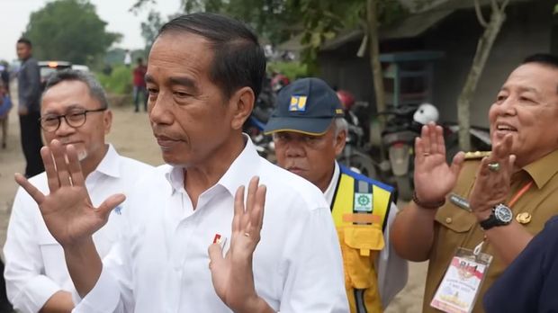 Jokowi tinjau jalan rusak di Lampung