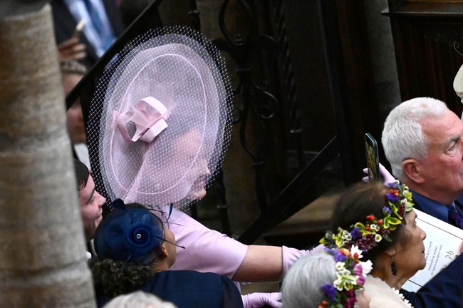 Namun ada pula netizen yang memuji penampilannya. “Katy Perry terlihat begitu mempesona!” Foto: Gareth Cattermole/Getty Images/Gareth Cattermole