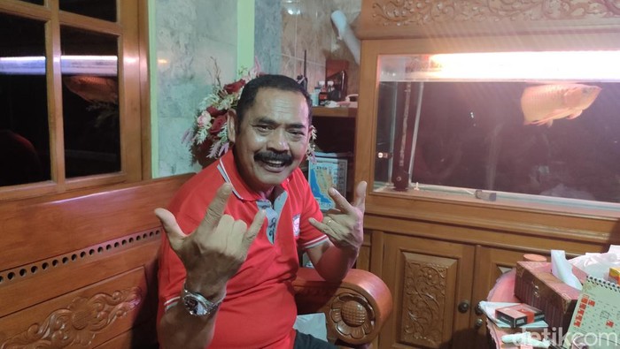 Ketua DPC PDIP Solo, FX Hadi Rudyatmo, di kediamannya Pucang Sawit, Jebres, Sabtu (6/5/2023).