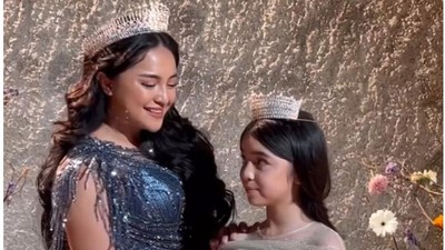 Ibunda Marshanda Nikah, Penampilan Sienna Jadi Sorotan
