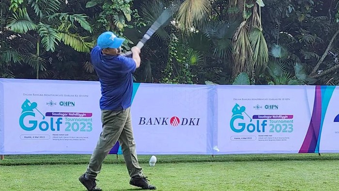 Momen SIlaturahmi Saudagar Nahdliyin Sambil Main Golf Himpunan Pengusaha Nahdliyin (HPN) menggelar lomba Golf pada momentum syawalan yang diikuti pengurus HPN dari tingkat cabang hingga pusat serta masyarkat nahdliyin di Damai indah Golf, Serpong, Banten.