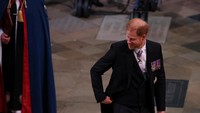 Pangeran Harry tak mengenakan seragam militer. Foto: REUTERS/DYLAN MARTINEZ