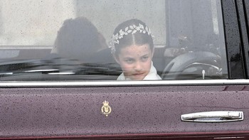 Princess Charlotte merupakan anak kedua dari Pangetan William dan Kate Middleton. Foto: Getty Images/Stuart C. Wilson.