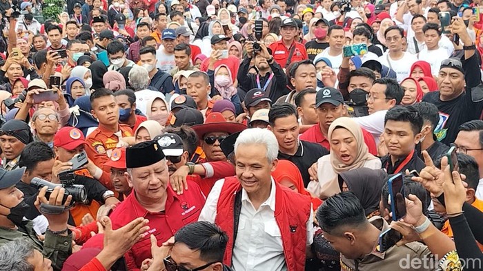 Safari Ganjar di Surabaya