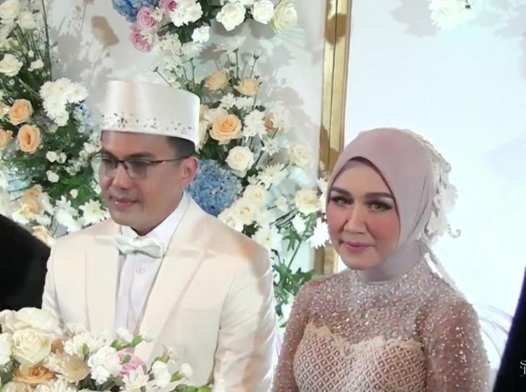 7 Potret Pengantin Baru Sahrul Gunawan dan Dine Semringah, Bahagianya Nular