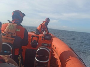 Basarnas Kerahkan Tim Pencari ABK KM Jaya Makmur yang Tenggelam di Sumenep