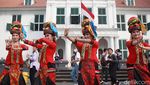 Warna-warni Penari Meriahkan World Dance Day di Kota Tua Jakarta