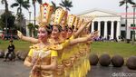 Warna-warni Penari Meriahkan World Dance Day di Kota Tua Jakarta