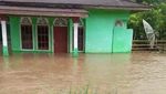 Banjir Rendam Rumah Warga 2 Kabupaten di Sumbar