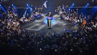 Bakal Calon Presiden Anies Baswedan menyampaikan pidatonya dalam deklarasi Relawan Amanat Indonesia (Anies) di Tenis Indoor Gelora Bung Karno, Senayan, Jakarta, Minggu (7/5/2023).