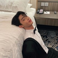 Prince sendiri punya penampilan ala oppa-oppa Korea. Foto: dok. Instagram/@phrrince