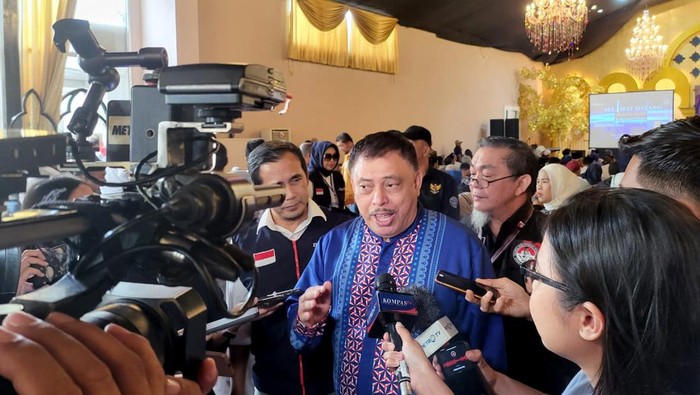 Para pendukung calon presiden (capres) Anies Baswedan terus bertambah. Mereka berkumpul dan menyatakan sikap kesetiaan serta kesolidannya. Bahas apa?