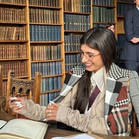 Itu adalah salah satu pengalaman hidup di mana aku sadar betapa beruntungnya aku bisa menjalaninya dan mencoba yang terbaik untuk tidak menyia-nyiakan apapun, tulisnya di Instagram.Foto: Instagram